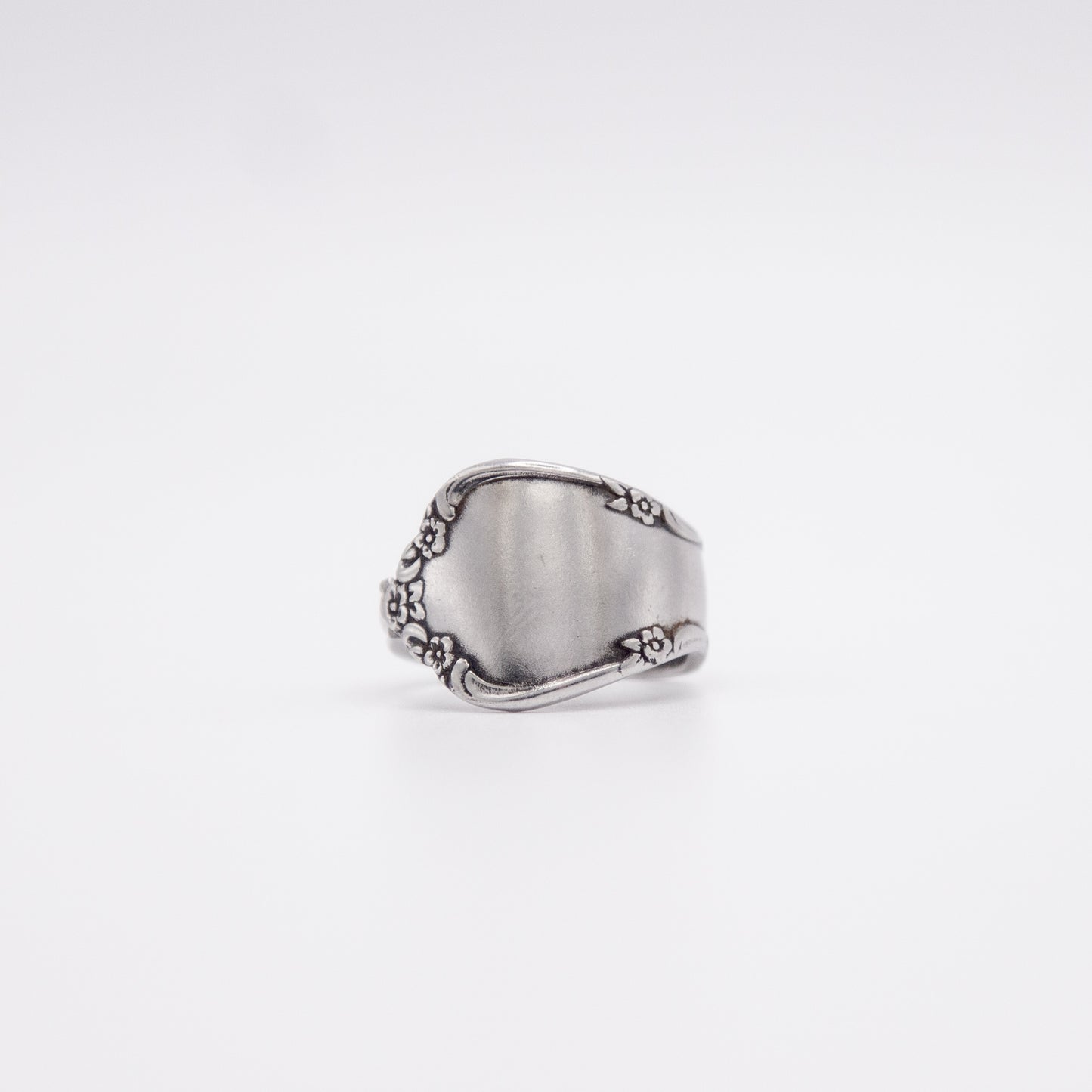 Della Spoon Ring
