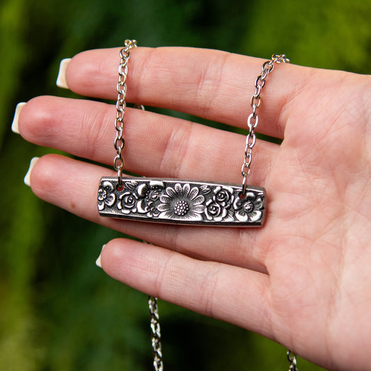 Jardinera Daisy Spoon Necklace