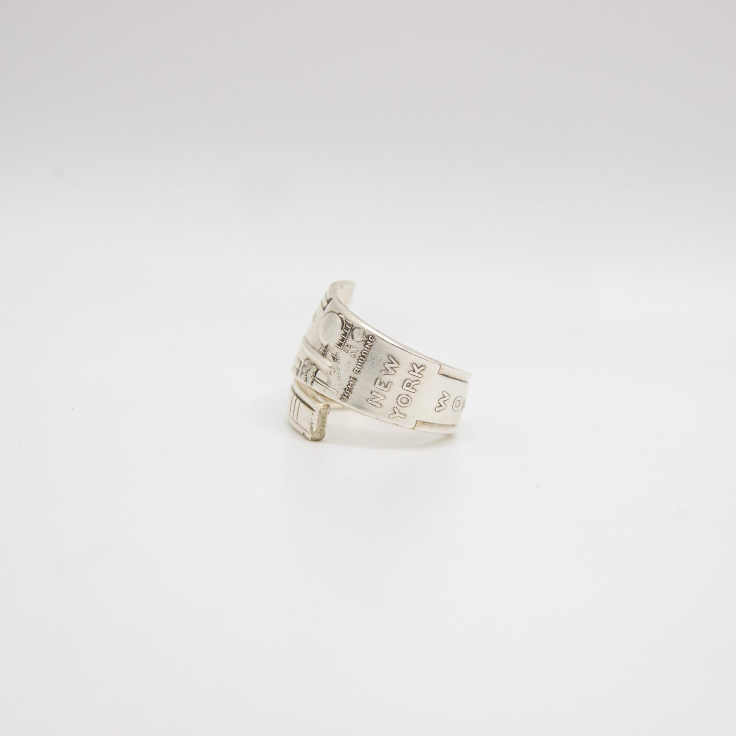 NY World's Fair Spoon Ring