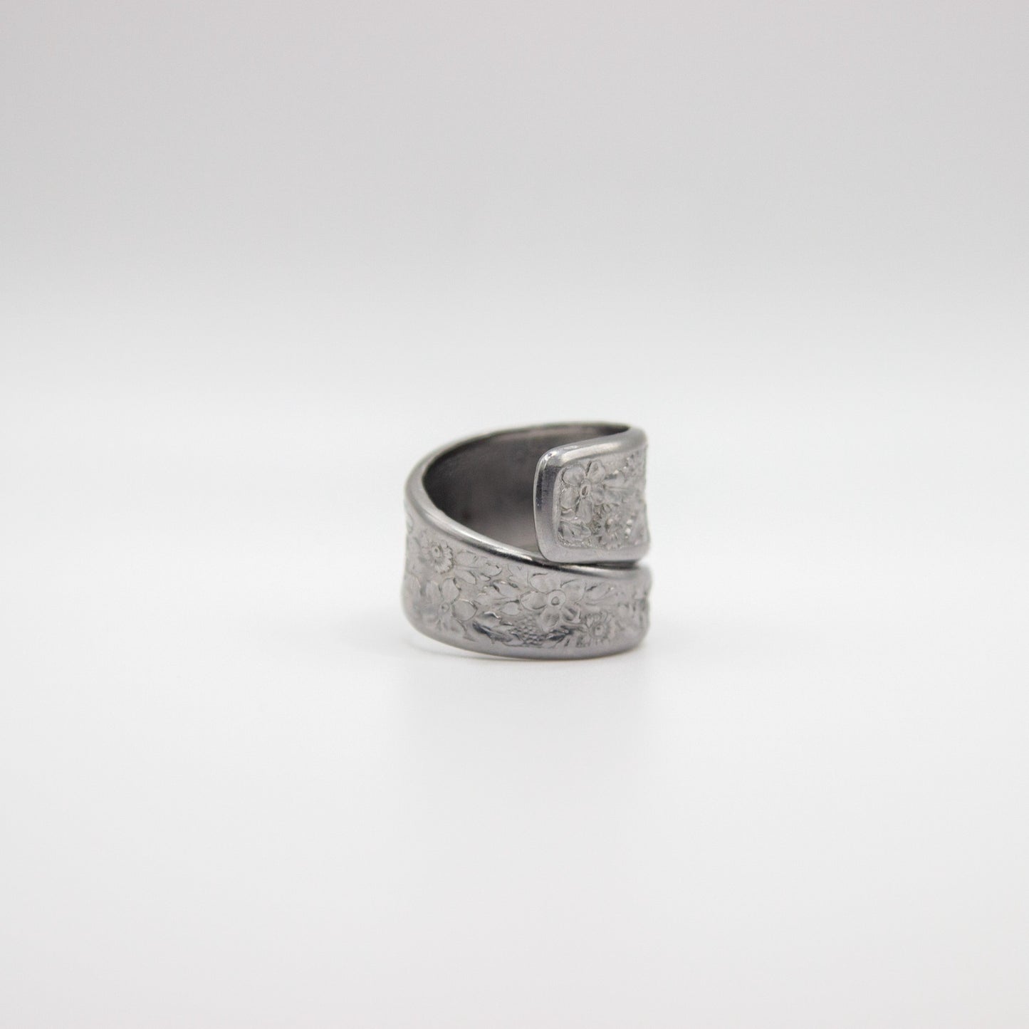 1847 Roger Bros Floral Spoon Ring