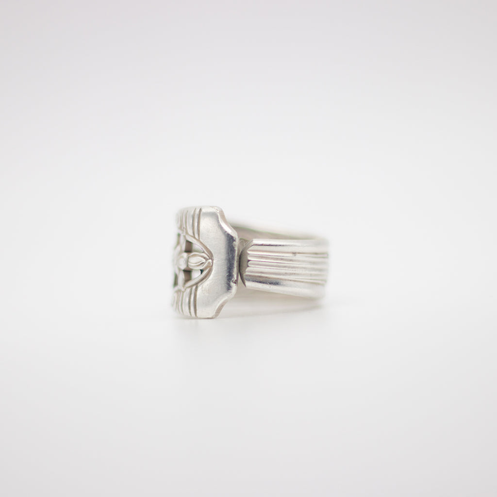 Blossom Vase Spoon Ring