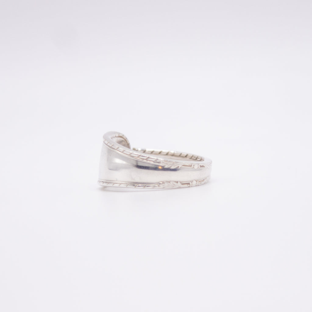 Lilla Spoon Ring
