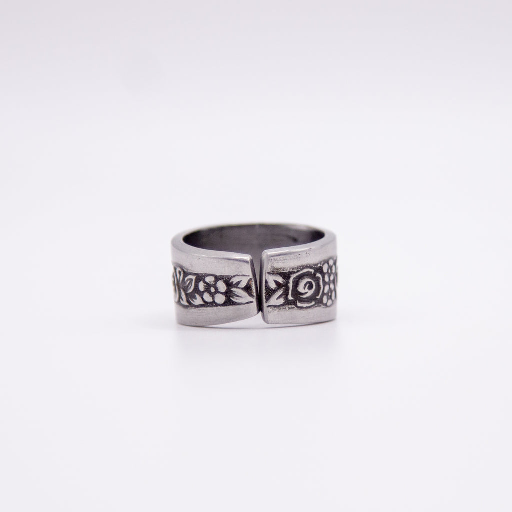 Floral Panel Spoon Ring