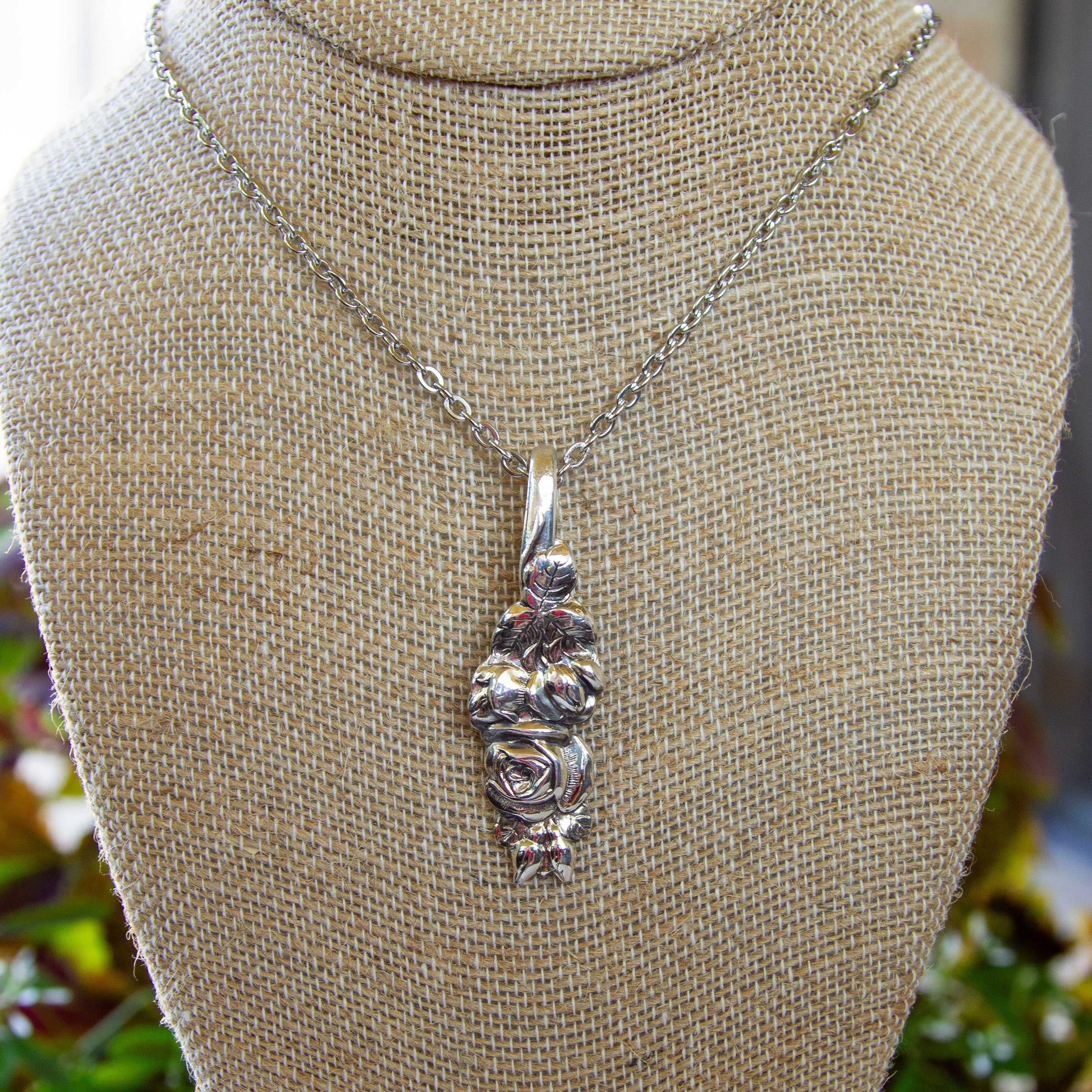 Briar Spoon Necklace