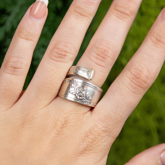 Queen Bess Wrapped Spoon Ring