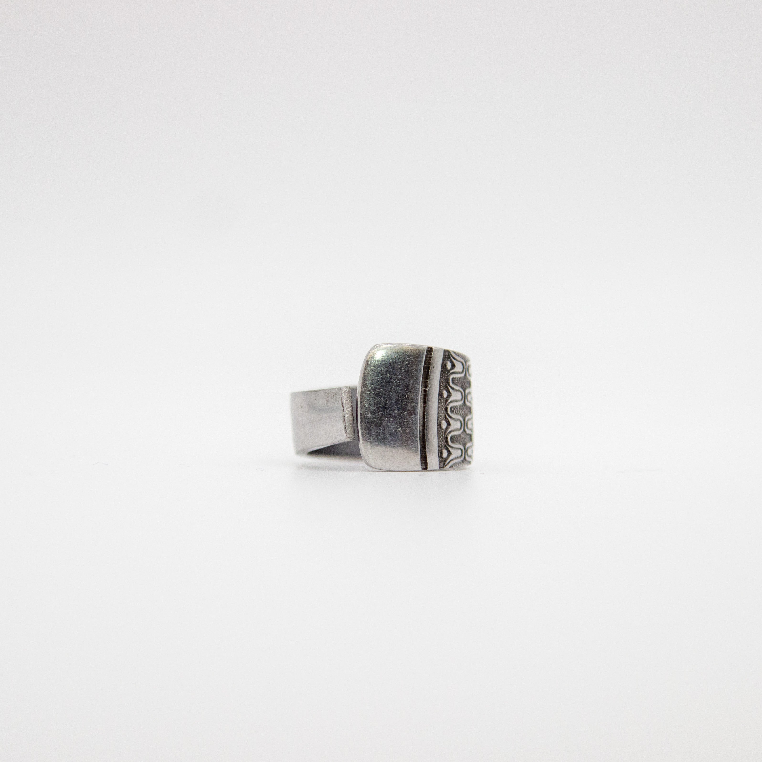 Richfield Spoon Ring