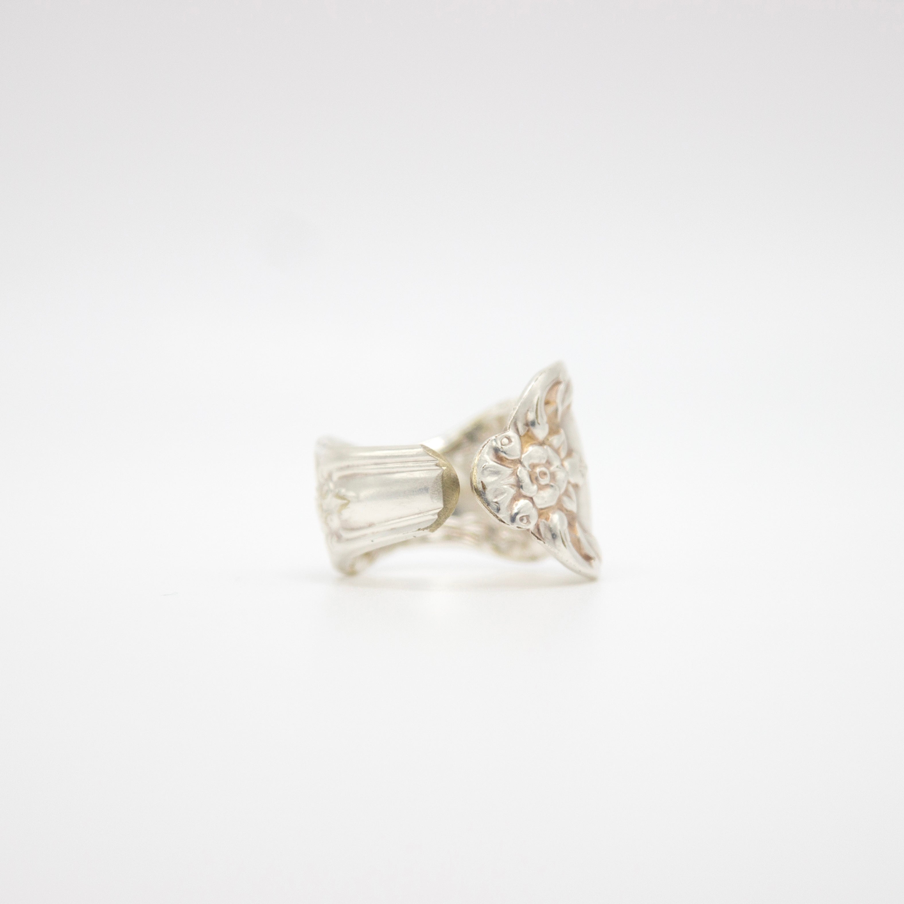 Grand Elegance Spoon Ring